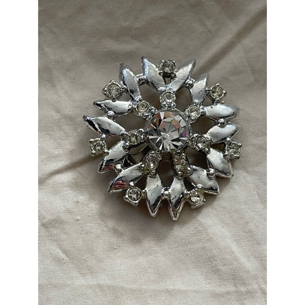 Vintage Silver Tone Bling Rhinestone Flower/Snowflake/Medallion Brooch